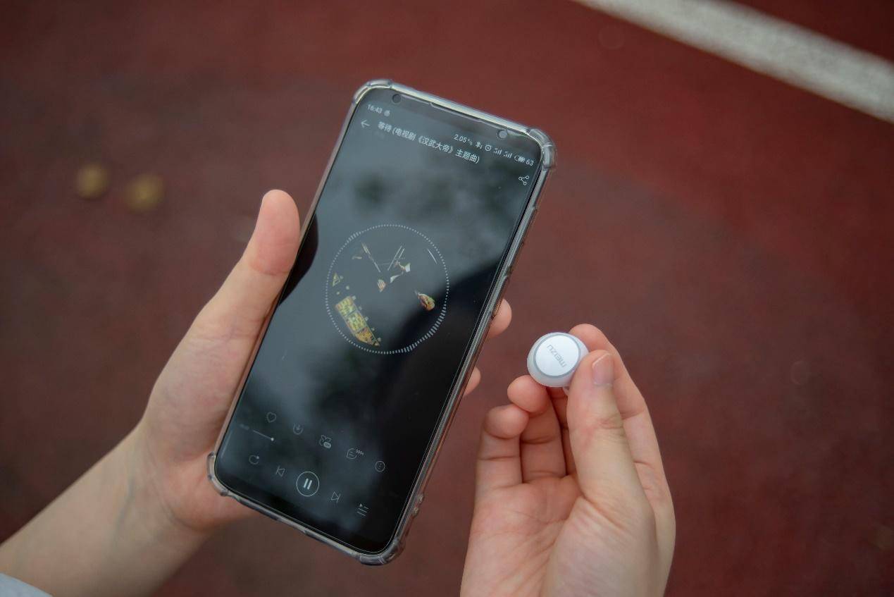 魅族pop2s,魅族pop2s真无线耳机如何调节音量