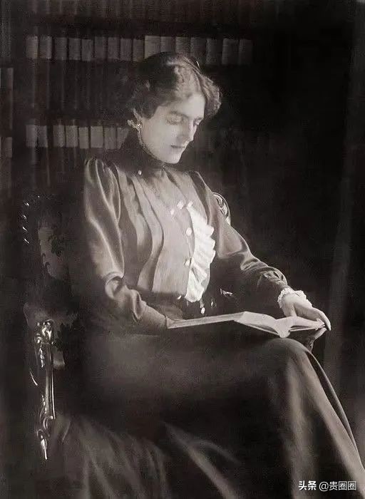 英国首相丘吉尔个人简介,英国首相丘吉尔活到多少岁