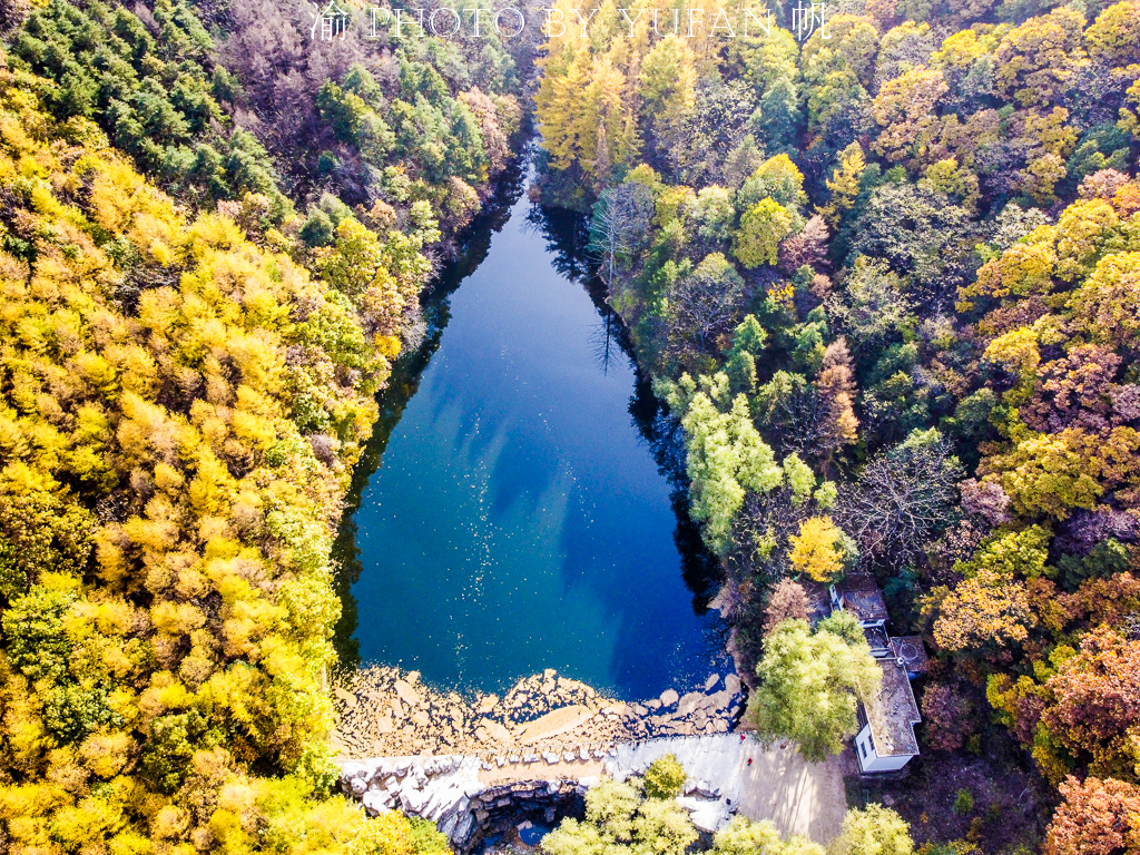 洛阳白云山之情人谷和月亮湖,洛阳白云山美如仙境