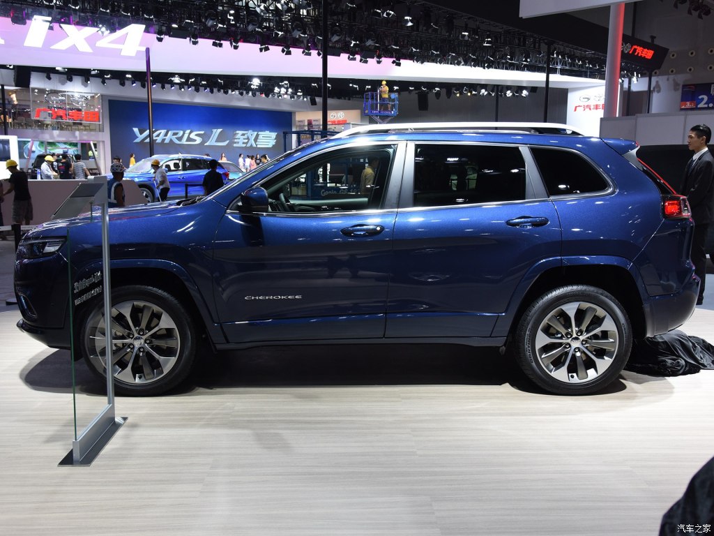 全新jeep自由光,2021款jeep自由光什么时候换代