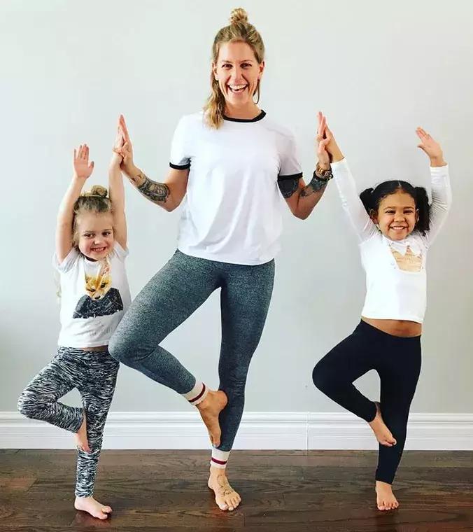 评论有礼！最好玩的动物宝宝操，你最想和宝宝做哪个？