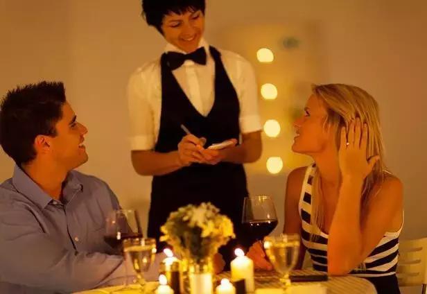 上菜慢对顾客态度恶劣,上菜慢顾客要退菜怎么办