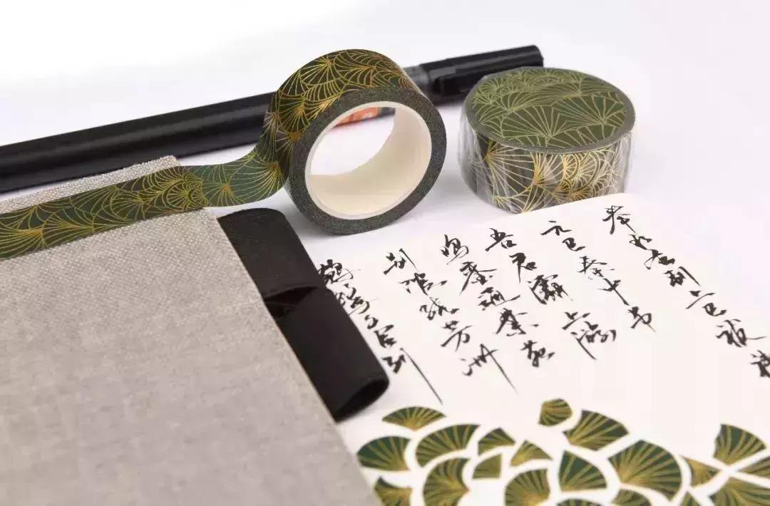 气哭专业画家，画画10年还不如保安大叔，流浪大爷，食堂大姐？