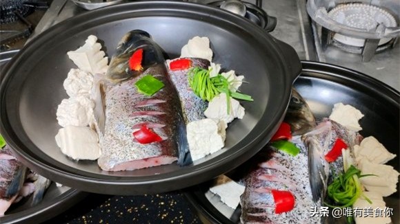 网红勾魂鱼头做法教程,湖南省勾魂鱼头的酱料配方