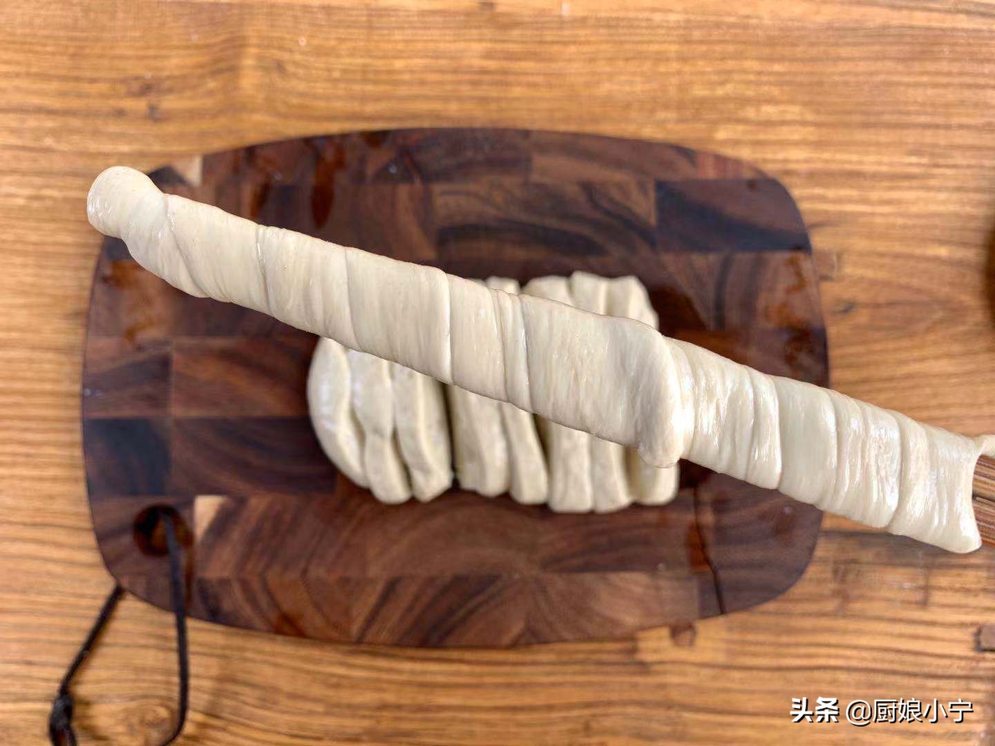 自己在家烤面筋需要抹油吗,在家烤面筋用烤箱吗