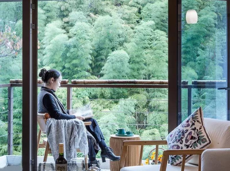 8分钟直抵江南唯一滑雪场，还有温泉，来这家高山云雪民宿充电打卡