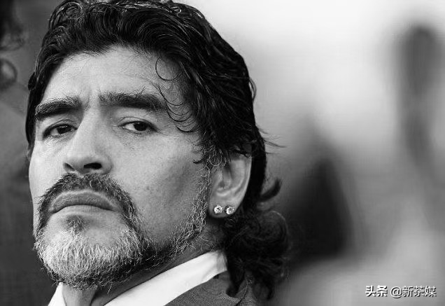 足球马拉多纳打仗,足球马拉多纳的生平