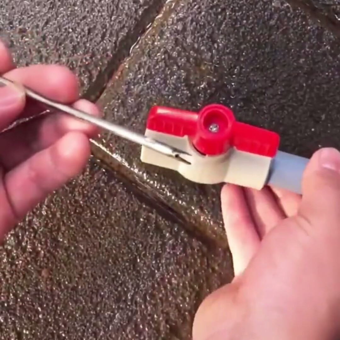 家里水管进水阀漏水各种修补方法,水管漏水关总阀有用吗