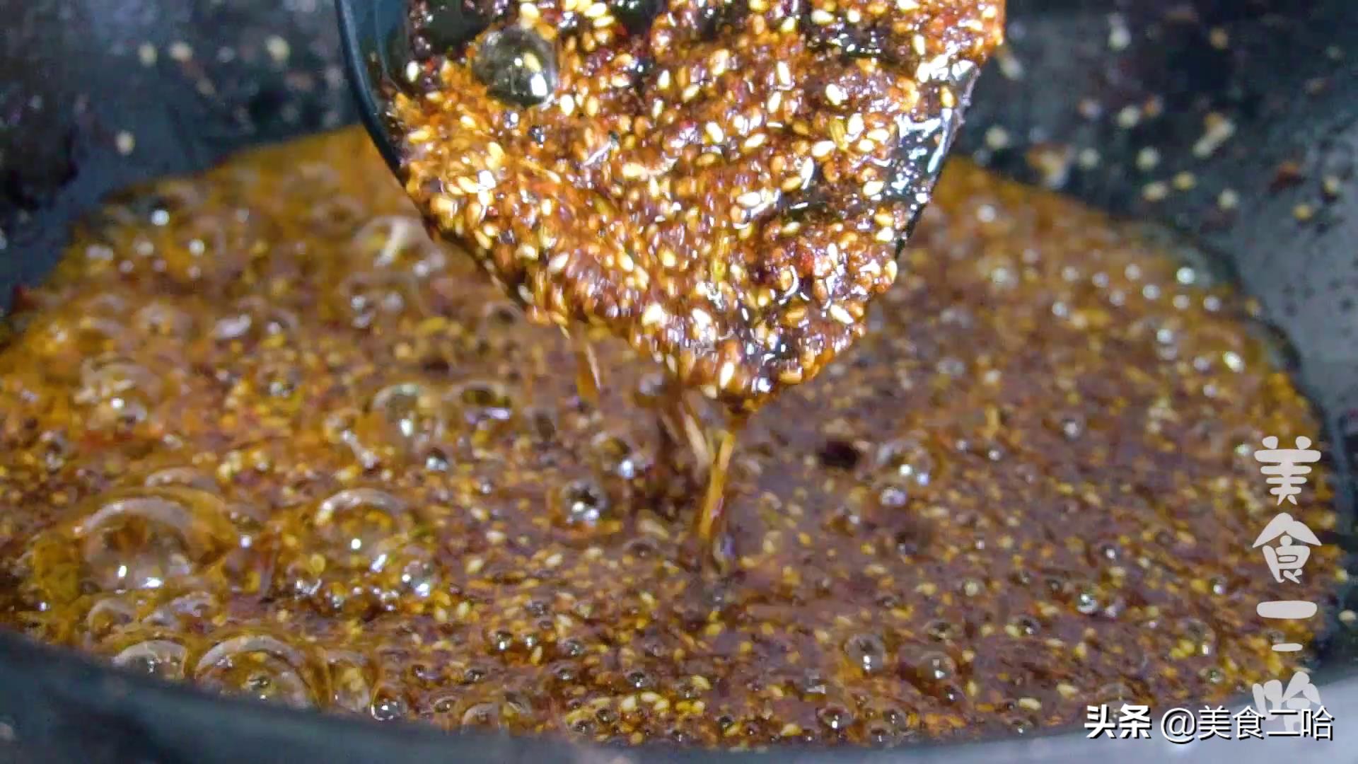 电饼铛烧烤面筋的做法全过程视频,烧烤摊烤面筋简易酱料配方