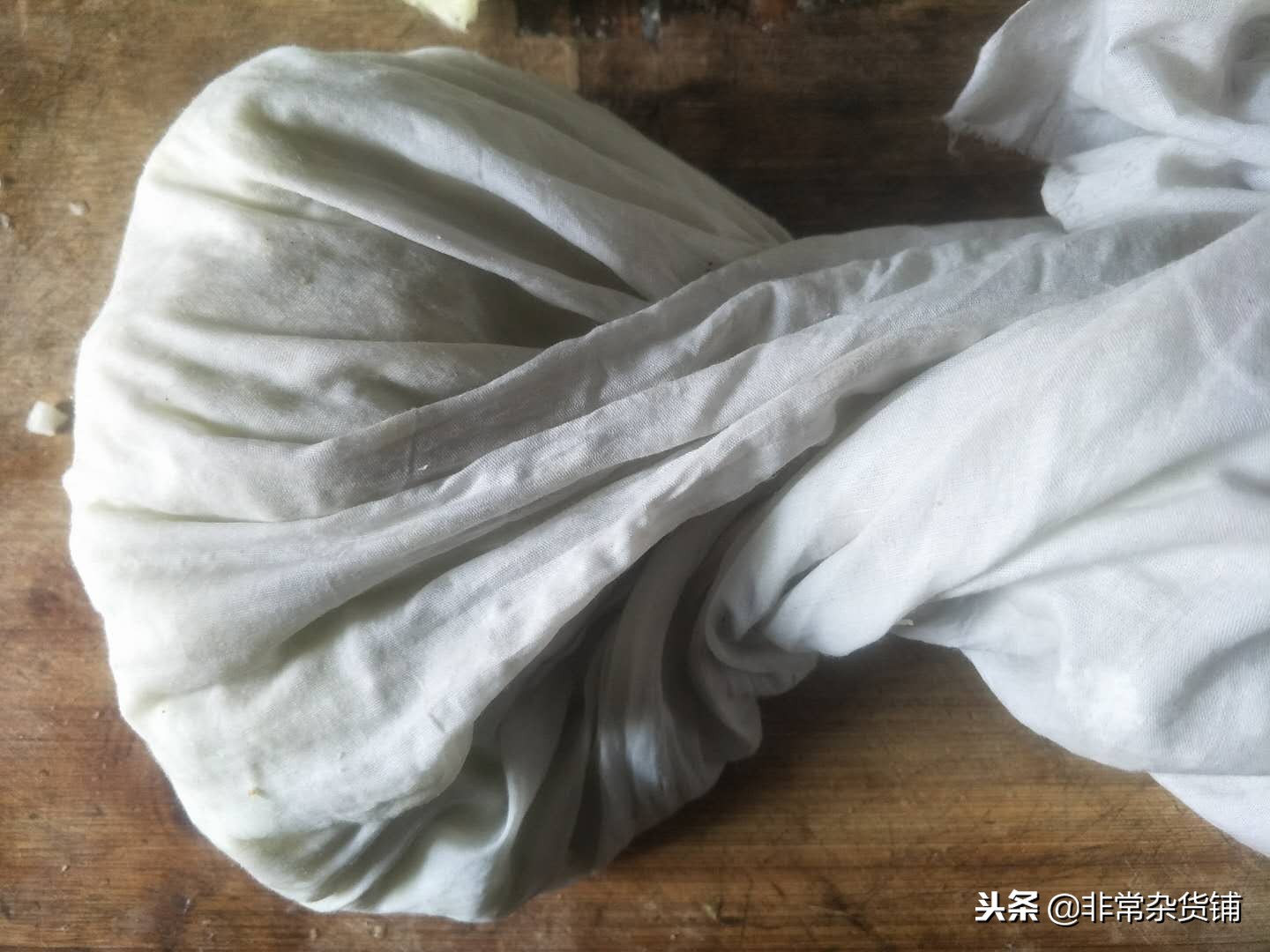 看完头条，胃疼！包顿饺子，暖暖胃！