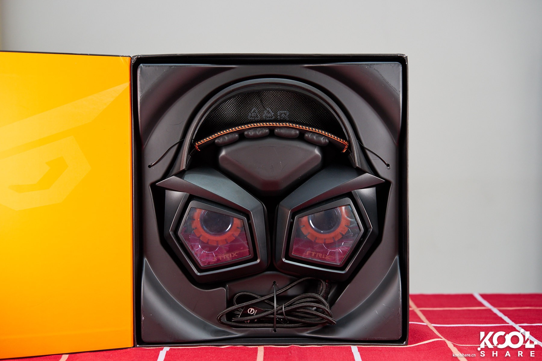 猛禽strix7.1耳机测评,华硕猛禽和金士顿黑鹰