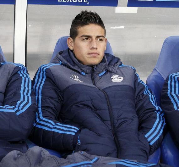 j罗当年为什么离开皇马了,j罗为什么会在皇马迷失