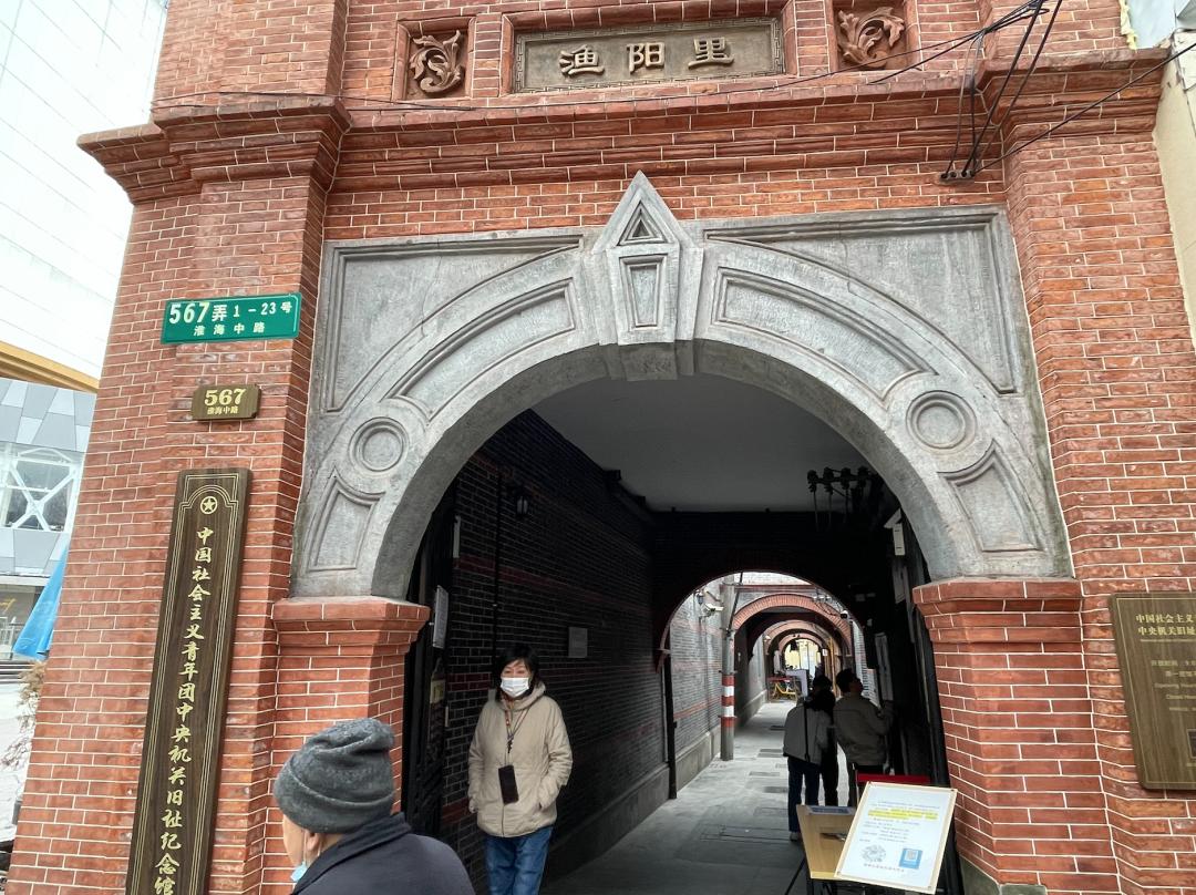 为了精确,上海人都住进了“弄”里