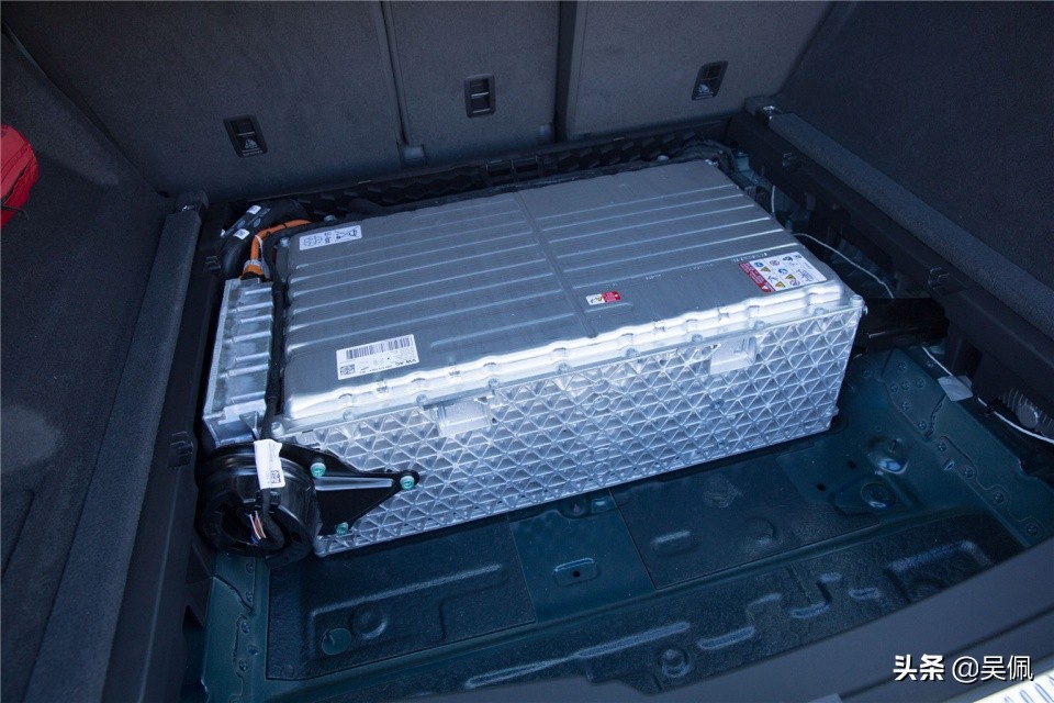 插电混合车好开嘛,插电混动车什么好处