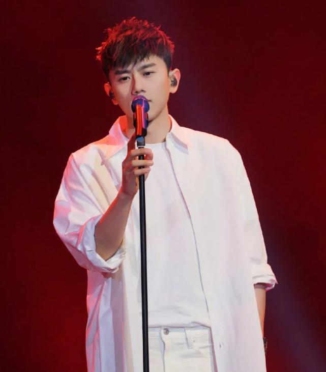 张杰吐槽跑男不务正业,张杰吐槽谢娜唱歌