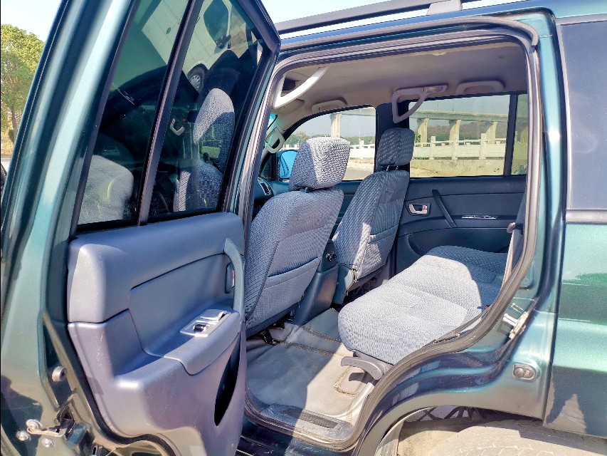 长丰猎豹最后一批帕杰罗尺寸,帕杰罗和长丰猎豹区别