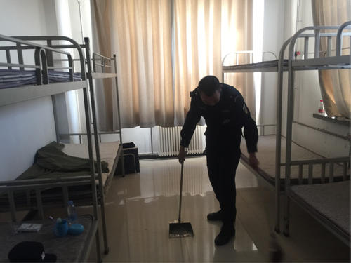 大学生寒假回家行李要带什么,大学开学住校必备清单