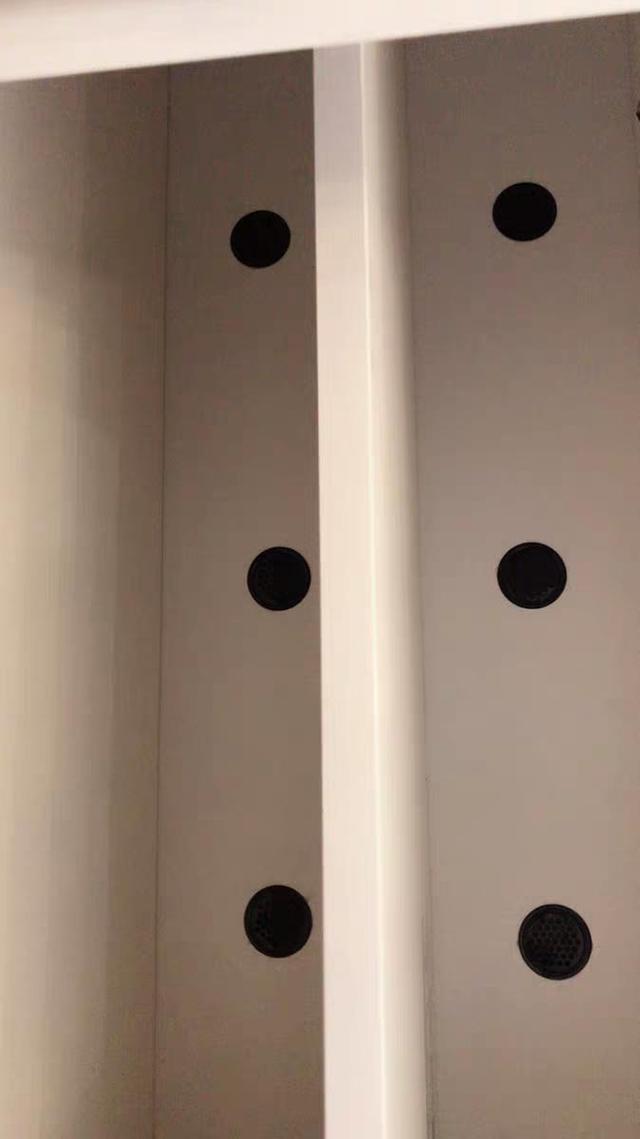 不想你家衣柜发霉的话,叫木工一定要做上这个,没有的话即可返工