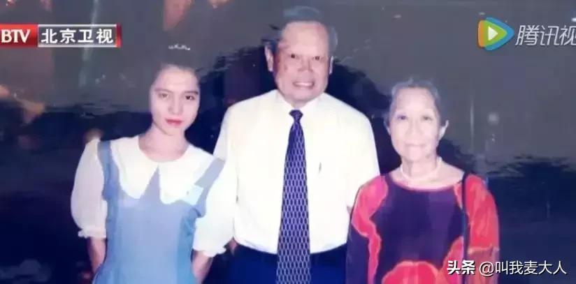 翁帆说出了嫁给杨振宁的真正原因,嫁给82岁杨振宁的28岁翁帆