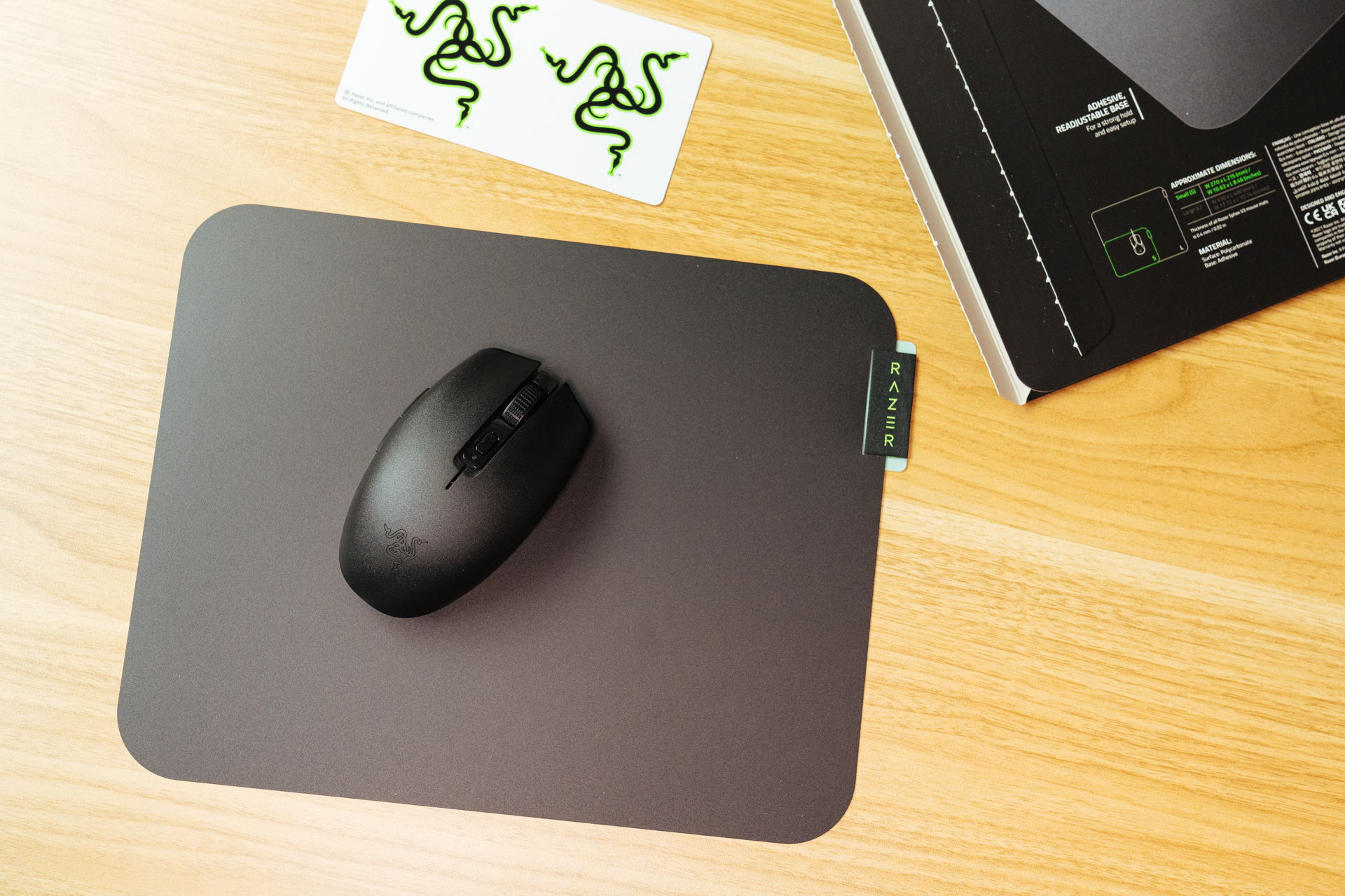 razer雷蛇毒蝰终极版轻量无线鼠标,razer八岐大蛇v2无线鼠标评测