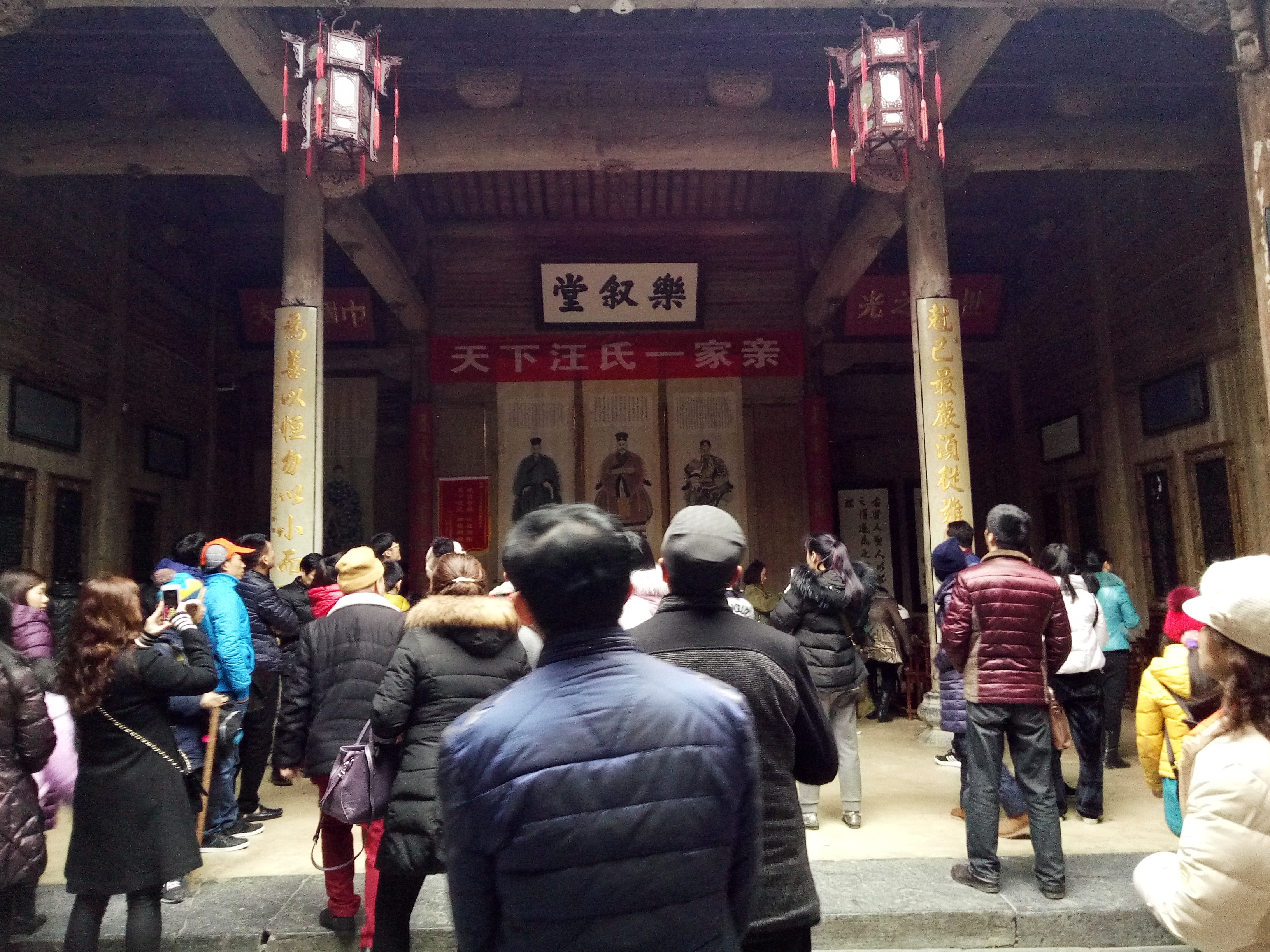 徽派村落宏村风景,山为牛头树为角的意思