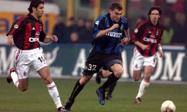 还有老球迷记得吗？意大利米兰德比！足球世界中曾经的第一德比