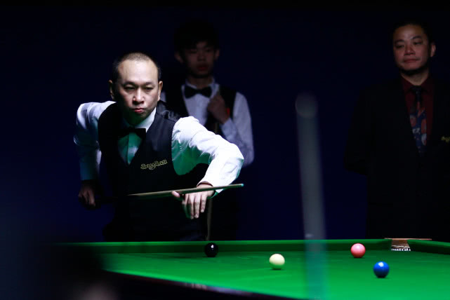 泰国球王瓦塔纳亲自下场助力抗疫：能为同胞做些事我很快乐