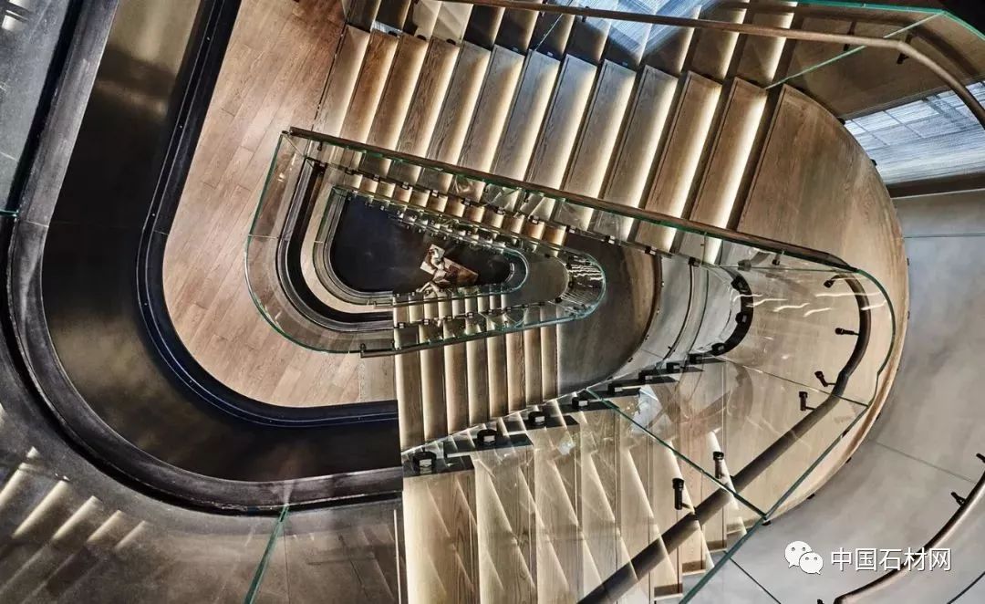 18家珠宝店,18平奢侈品店装修