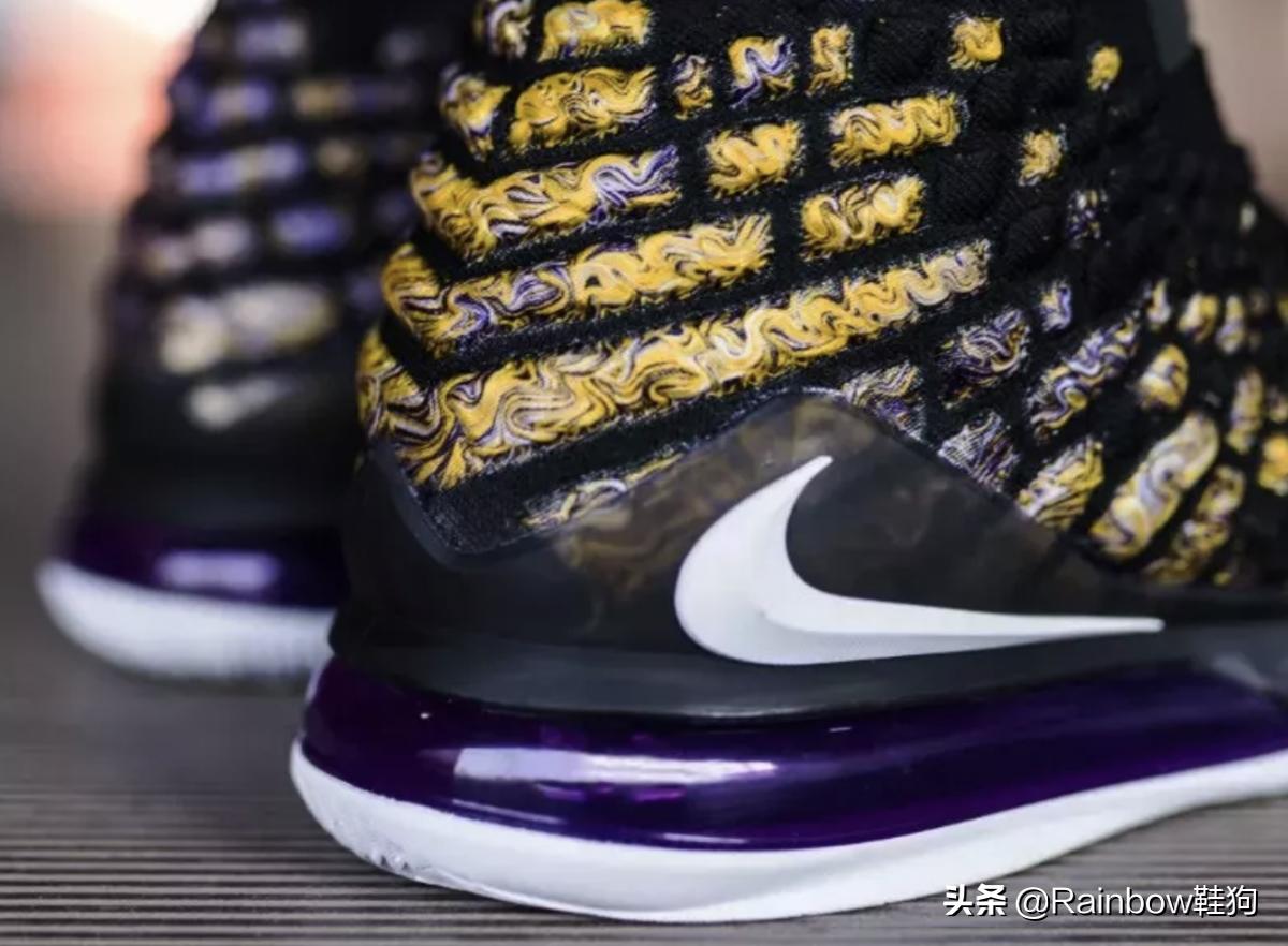 詹姆斯17-19战靴,詹姆斯17代实战测评迷彩