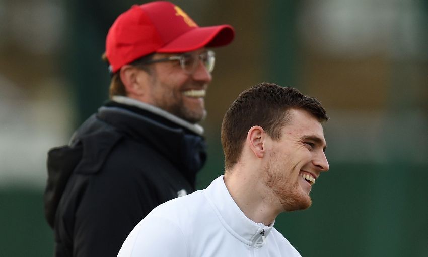 英超最强左后卫诞生！身价800万却破队史纪录，球队争冠指日可待