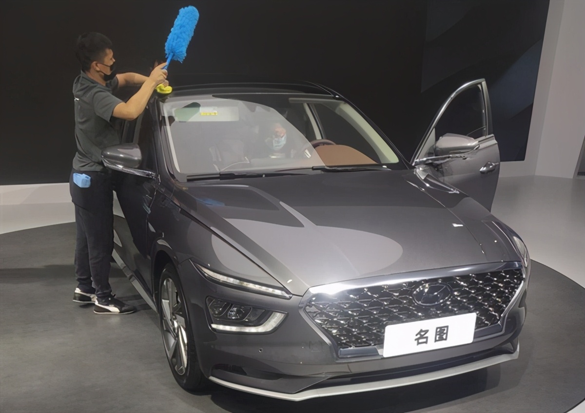 伊兰特改版前后对比,1.4t7代伊兰特和1.5t索纳塔11代