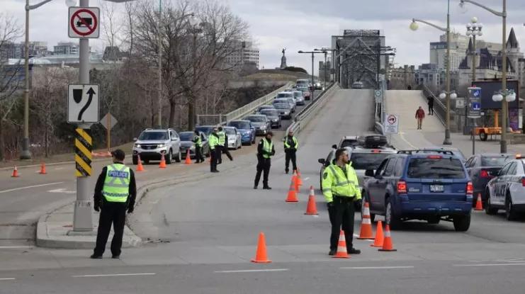 加拿大逐步解封，留学移民政策双向利好