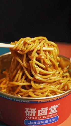 「卤林少堂主」2岁生日“虎”出新招，新品5元吃