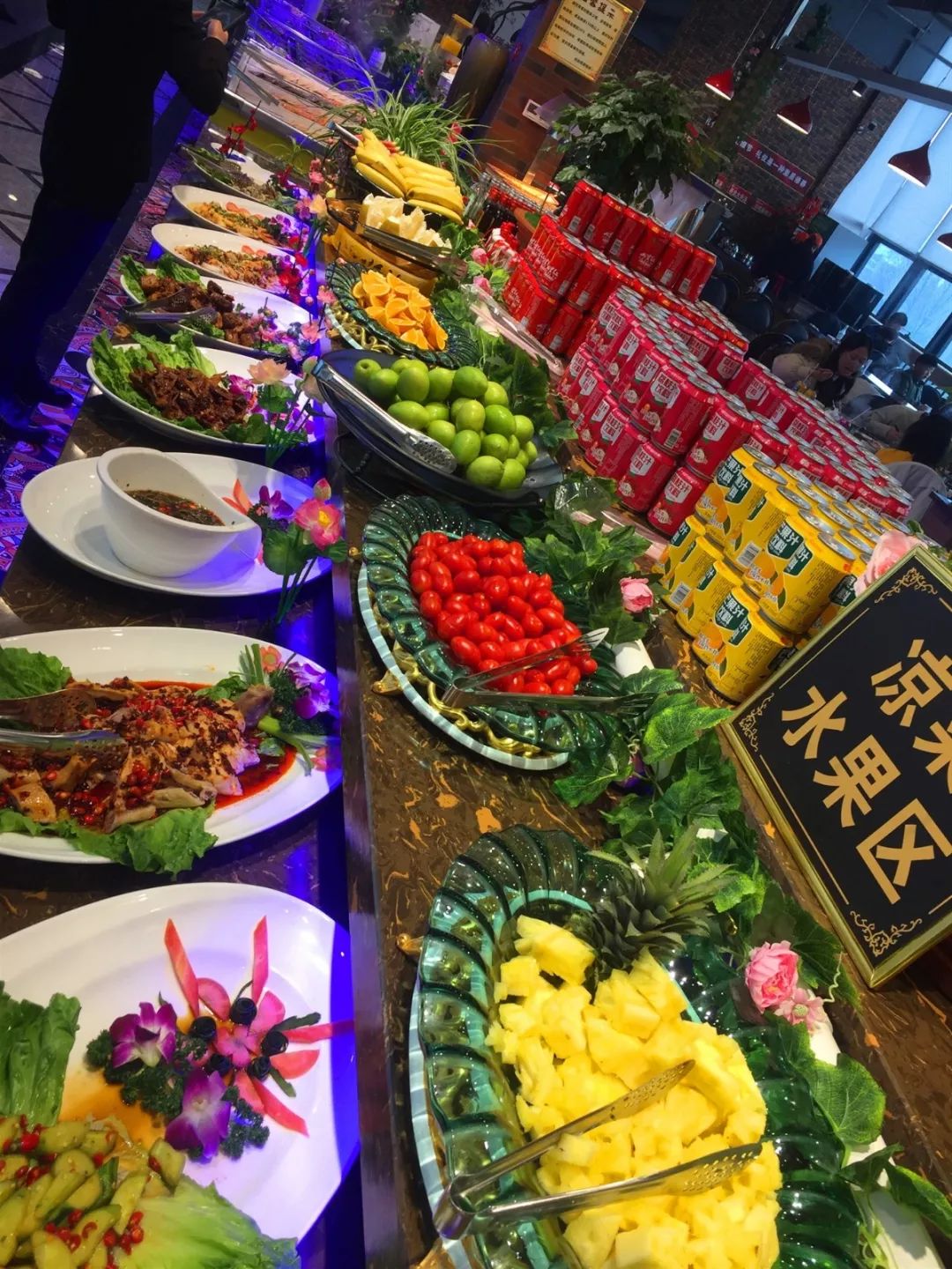 花果园汉釜宫自助餐抖音团购套餐,贵阳汉釜宫海鲜自助餐49元一位