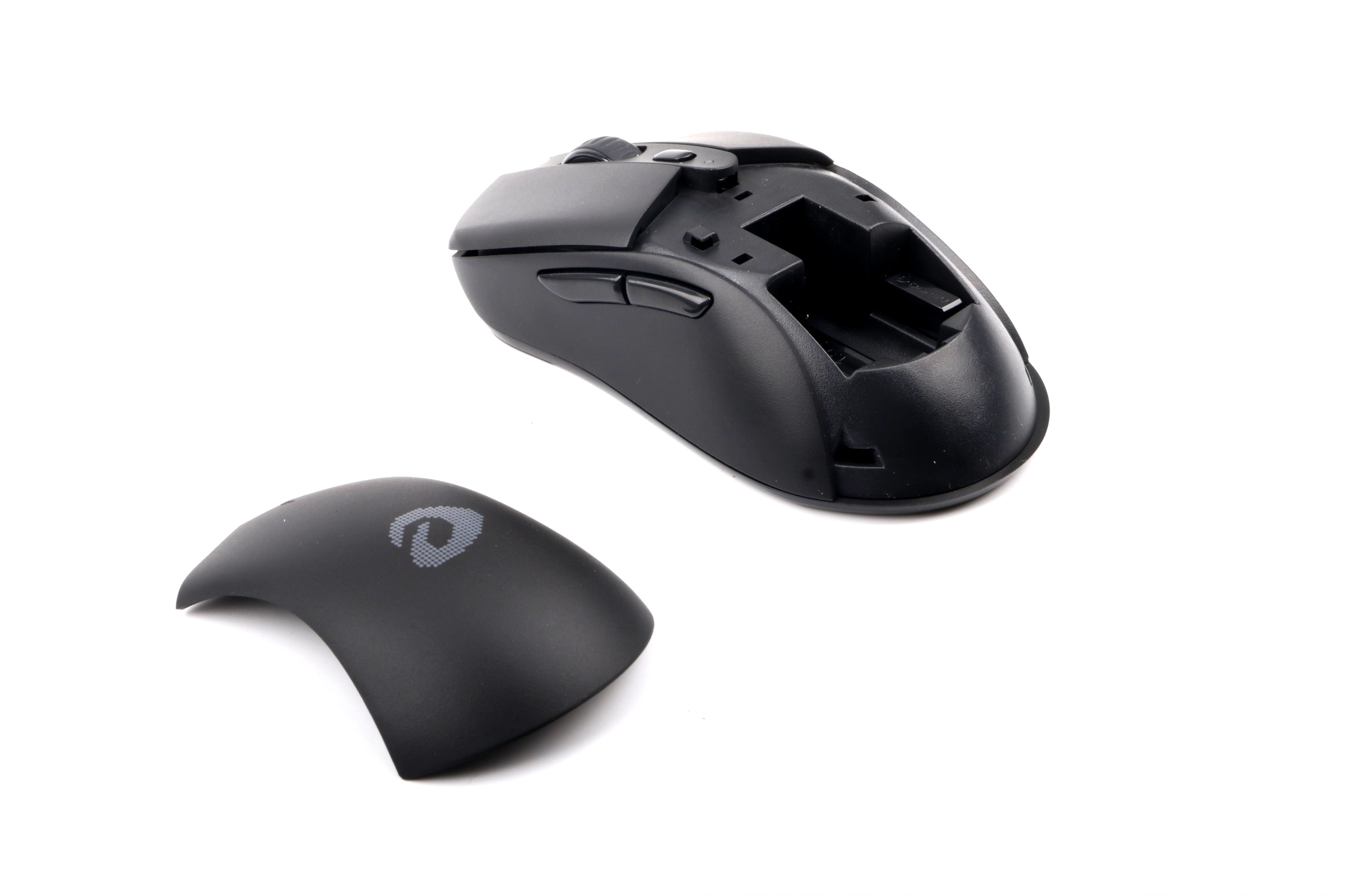 最好用的游戏鼠标推荐,介绍几款适合手小的游戏鼠标