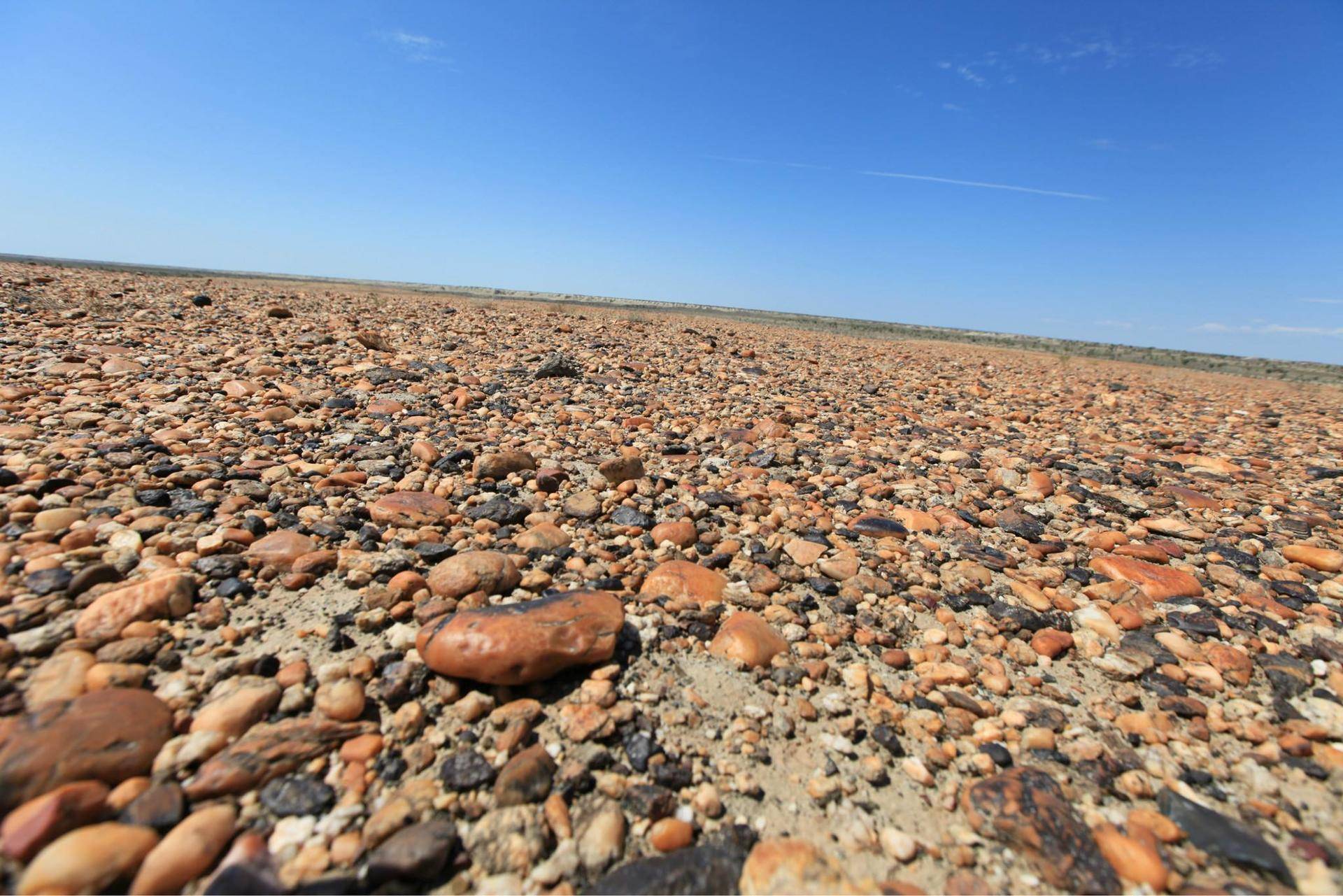 撒哈拉沙漠沙子有多深,撒哈拉沙漠为什么不挖沙子