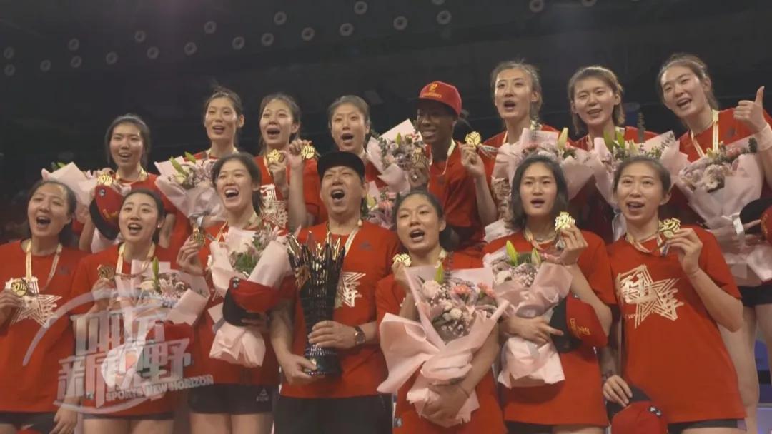 天津冠军领跑,冠军天津投掷