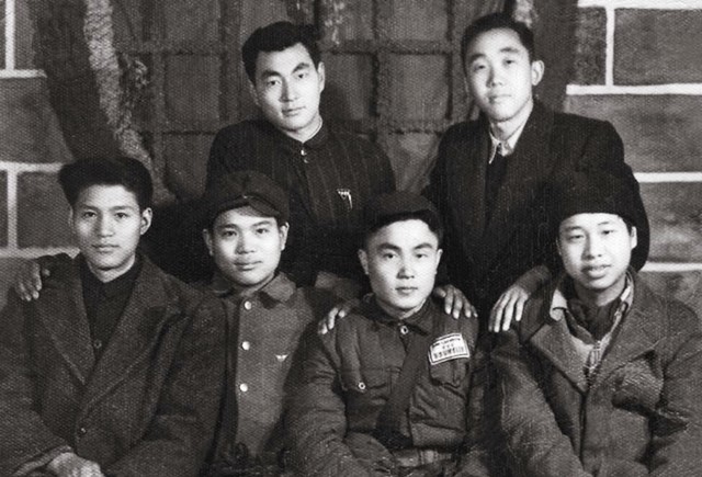 2001年，*镕基朱**告别清华演讲：做事不要落身后骂名