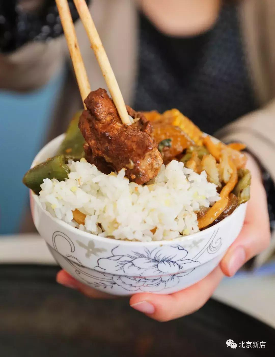 钘忓湪灏忓尯鐨勫皬鐮村簵,闅愯棌鍦ㄥ皬鍖洪噷鐨勫皬鐮村簵