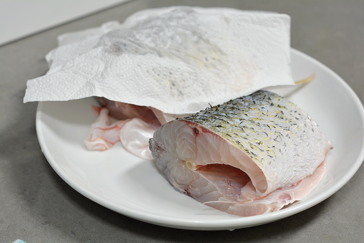 啤酒炖草鱼图片,啤酒炖草鱼整条