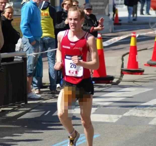 赛场上的那些尴尬的时刻,赛场上有哪些尴尬的瞬间