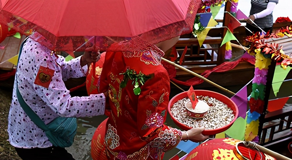 进入21世纪，“上门女婿”真的没地位吗？彩礼遗产问题如何解决