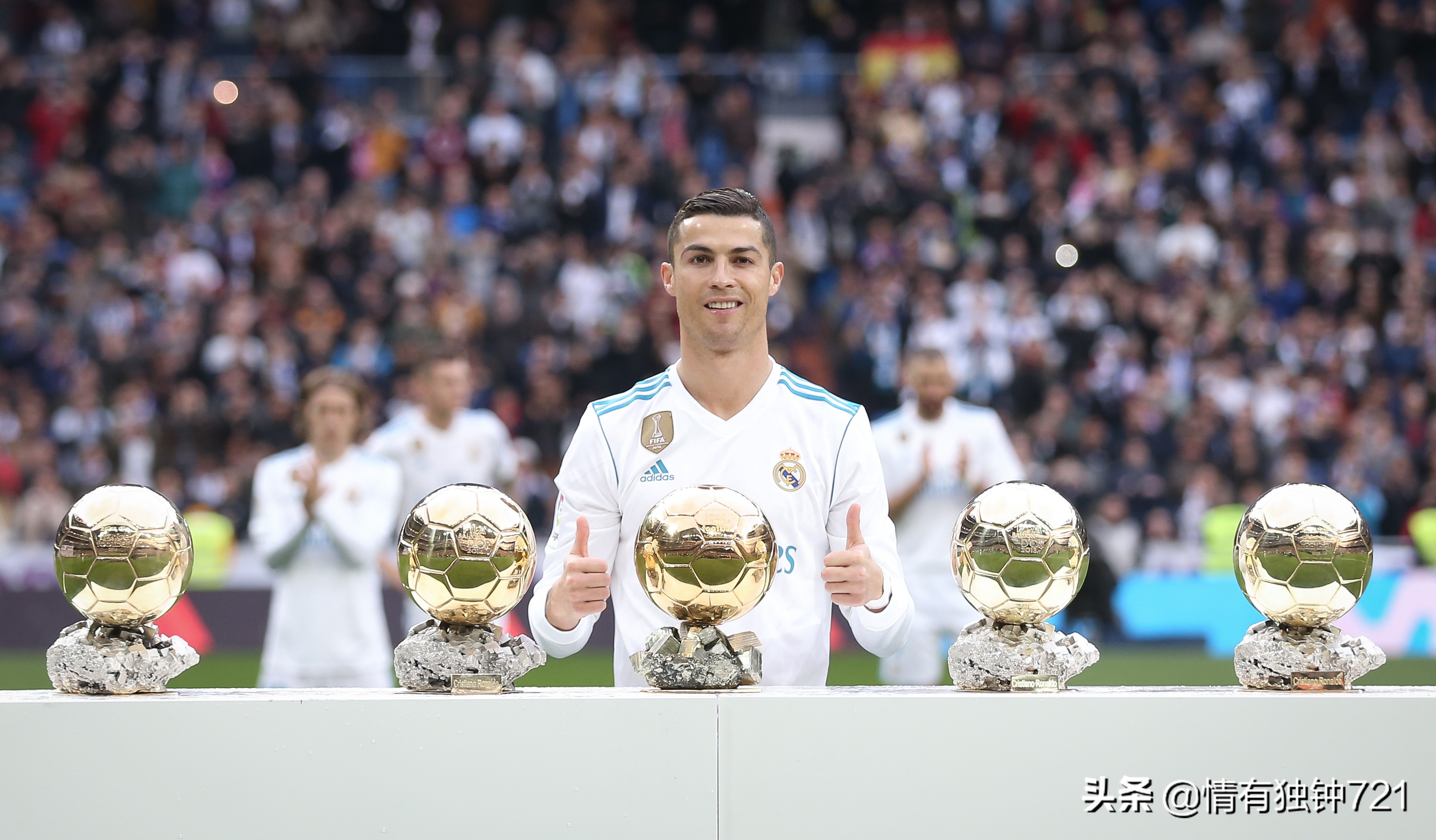 绝代双骄梅西c罗纪录片,历届金球奖得主梅西