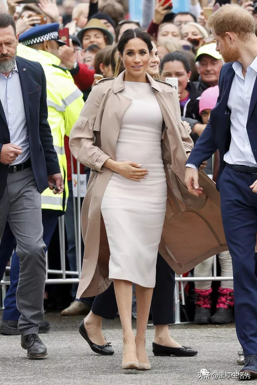 凯特王妃梅根穿衣搭配,凯特王妃和梅根穿衣打扮秋冬