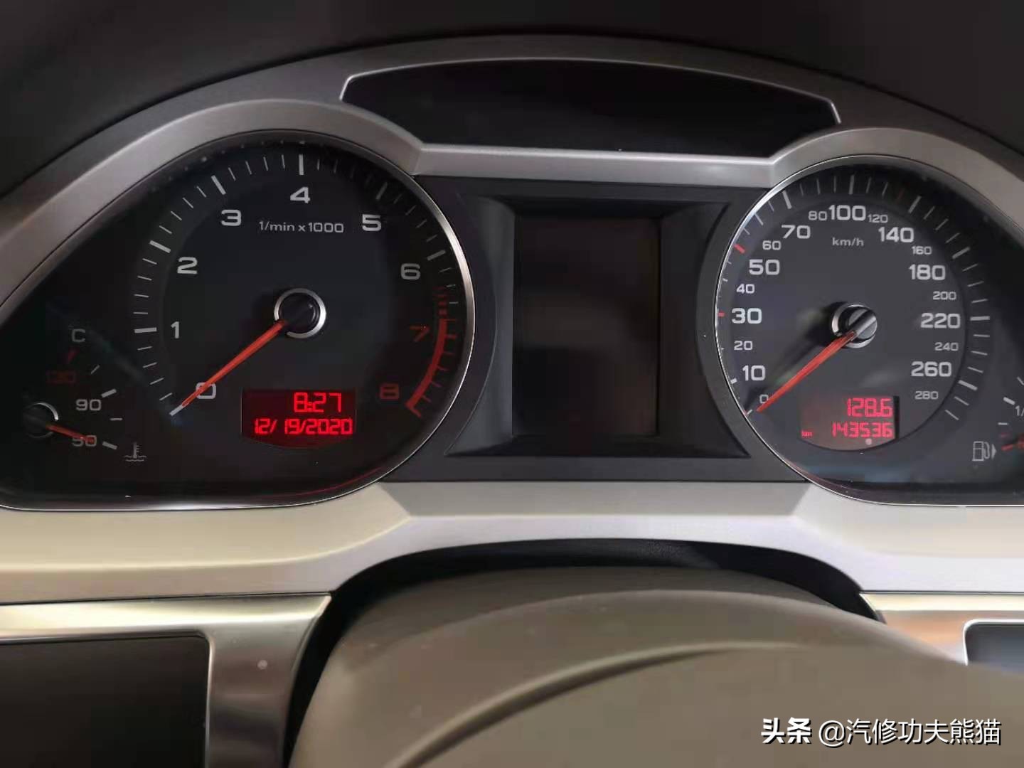 奥迪a6l烧机油1000公里烧多少正常,老a6l烧机油严重