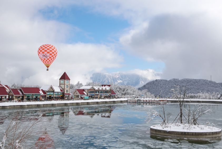 成都之巅西岭雪山,成都西岭雪山景区滑雪旅游攻略