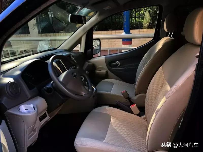 nv200驾驶感受对比面包车,nv200超车和爬坡