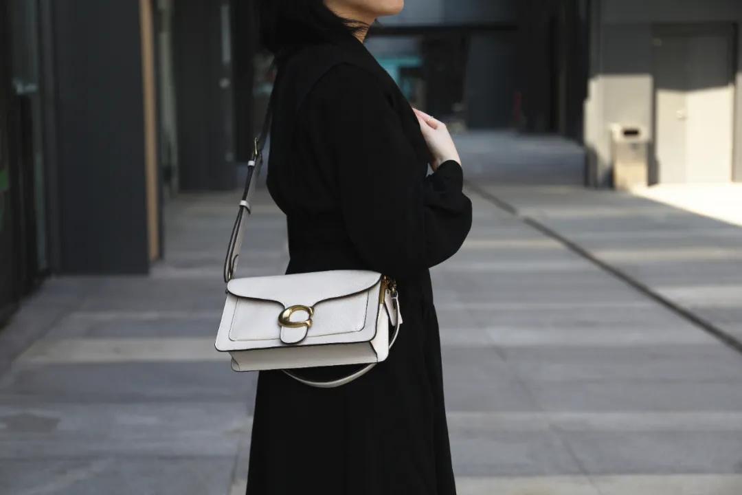 coach蔻驰最火的包包,coach蔻驰哪一款包包最值得入手