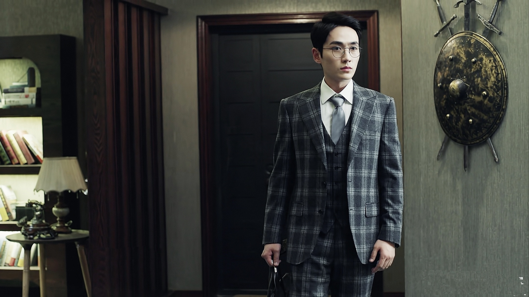 朱一龙光辉女郎是什么,朱一龙神奇脑回路