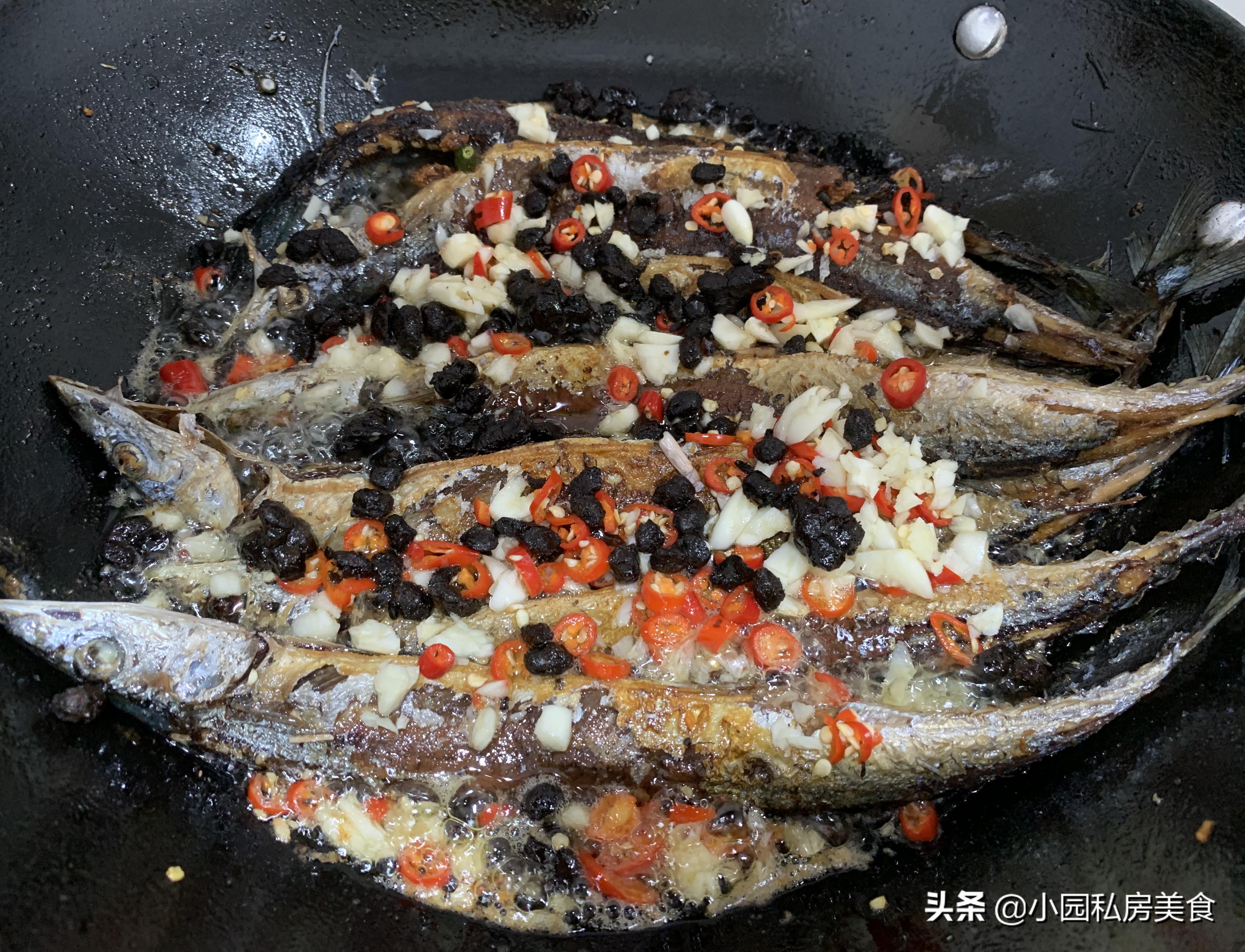 香煎秋刀鱼干煎教程,香煎秋刀鱼视频